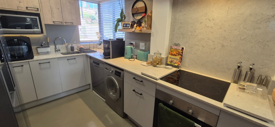 2 Bedroom Property for Sale in Island View Western Cape